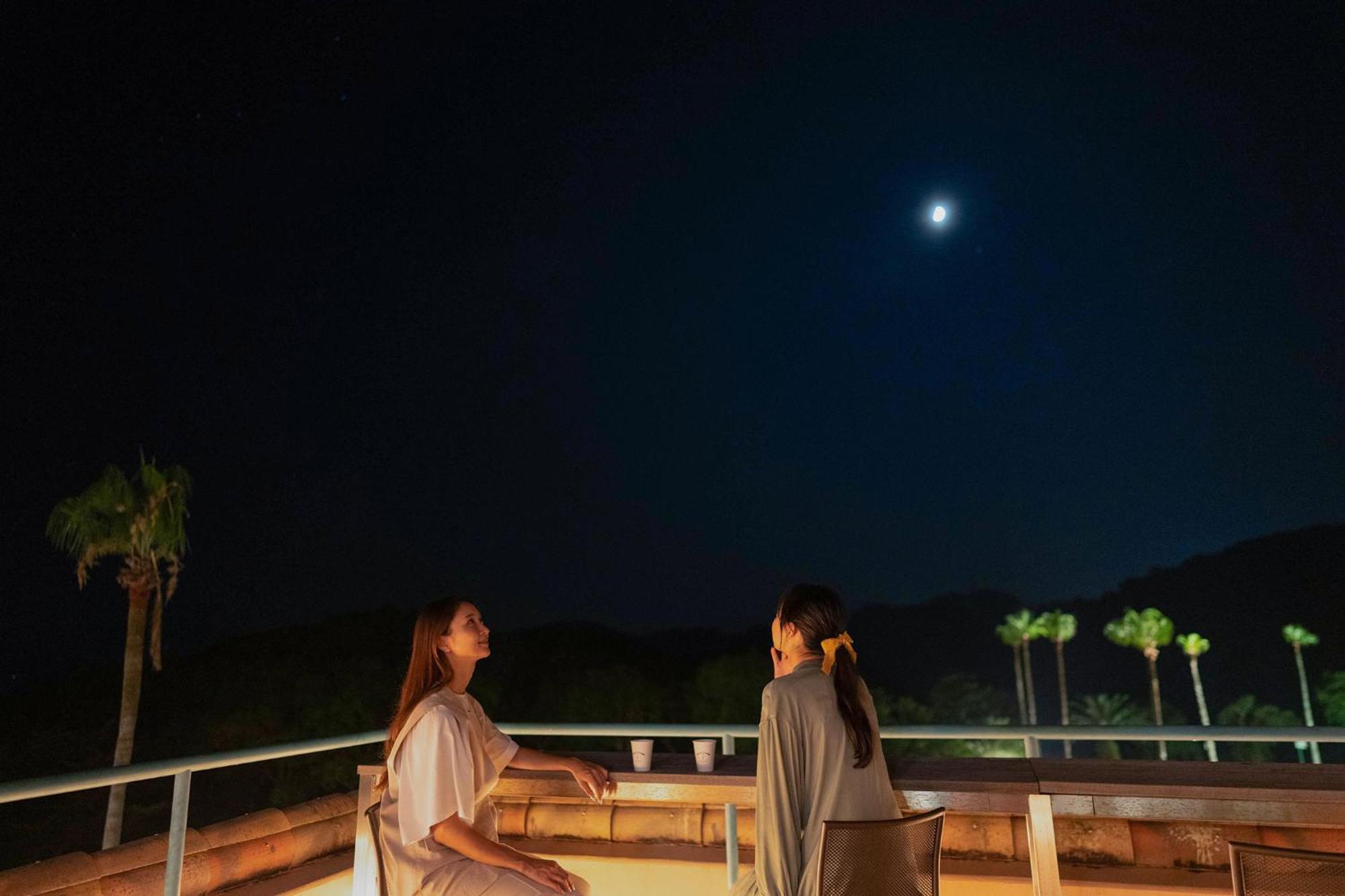 Отель Ooedo Onsen Monogatari Premium Saikaibashi Сасебо Экстерьер фото